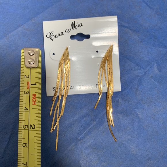 Gold multi strand dangle pierced earrings 2” - Picture 5 of 5